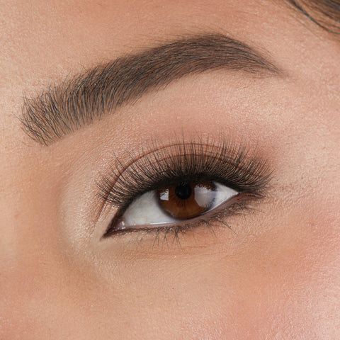 Lithe Lashes Core Collection lash style named 04 Long and Graceful, a close up eye thumbnail image of the model's eye wearing the false lashes for an up close perspective on how elegant the falsies look on the eye.